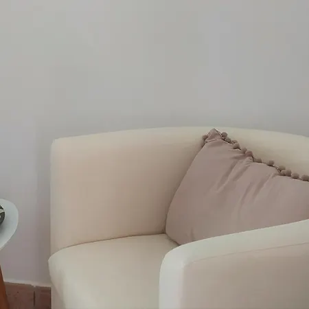 My Little Oda ve Kahvaltı Ermoupoli