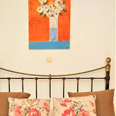 My Little Bed & Breakfast *